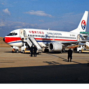 博乐阿拉山口机场货运航空快运业稳步发展的原因是什么？